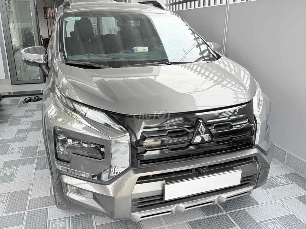 Mitsubishi Xpander Cross