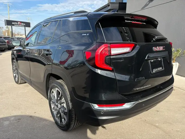 GMC Terrain 2022 photo 3