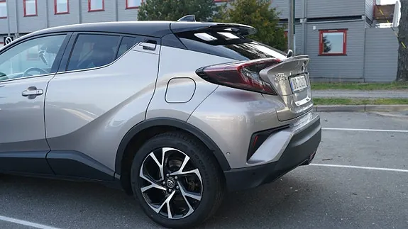 Toyota C-Hr 2019 photo 3