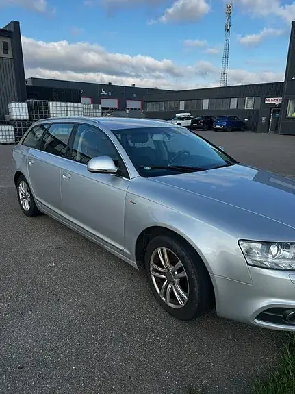 Audi A6 2010 photo 5