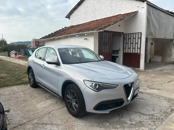 Alfa Romeo Stelvio 2020 photo 2