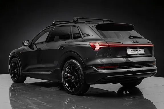 Audi E-Tron 2021 photo 5
