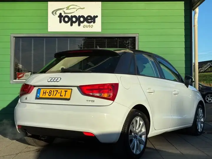 Audi A1 2014 photo 3