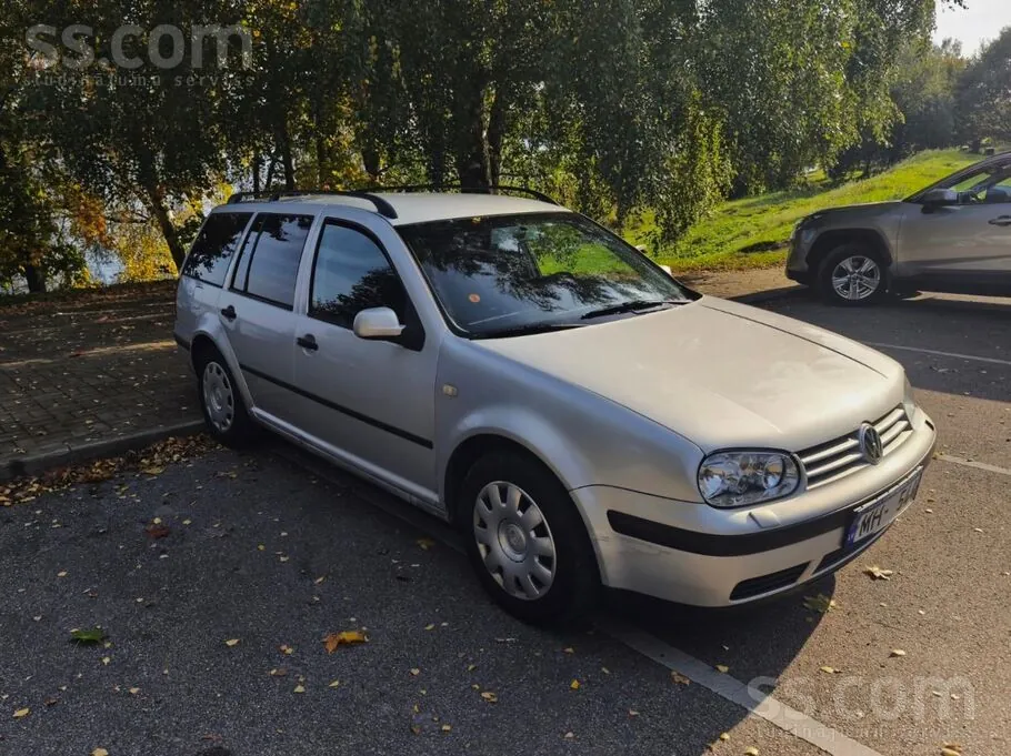 Volkswagen Golf 4 1999 photo 2