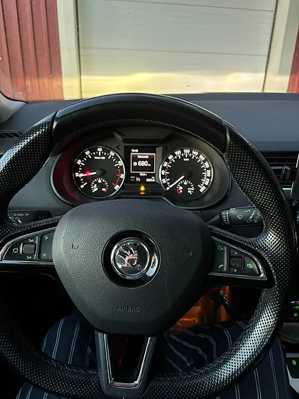 Skoda Octavia 2015 photo 3