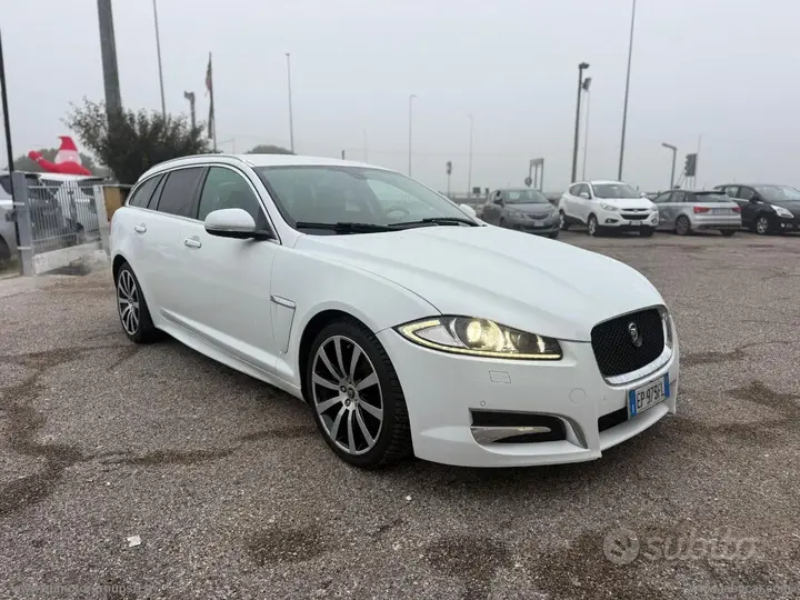 Jaguar Xf