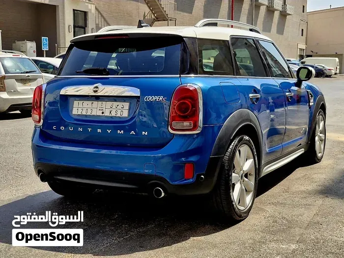 Mini Countryman 2018 photo 2