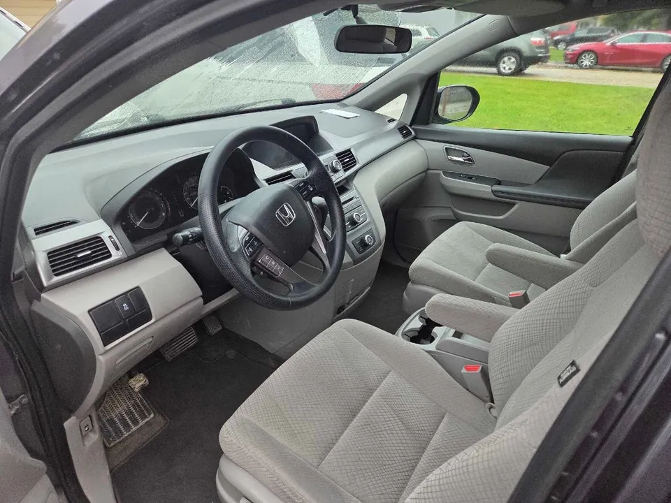 Honda Odyssey 2015 photo 5
