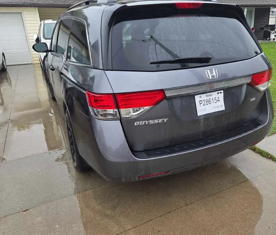 Honda Odyssey 2015 photo 4