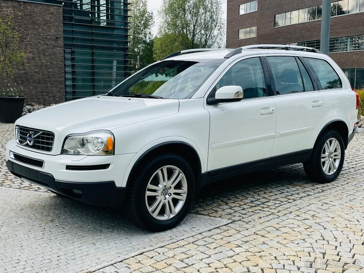Volvo Xc90 2011 photo 2