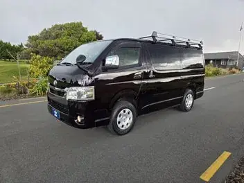 Toyota Hiace 2021 photo 4