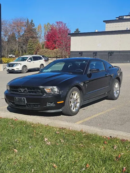 Ford Mustang 2010 photo 3