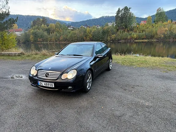 Mercedes-Benz C160 2007 photo 2