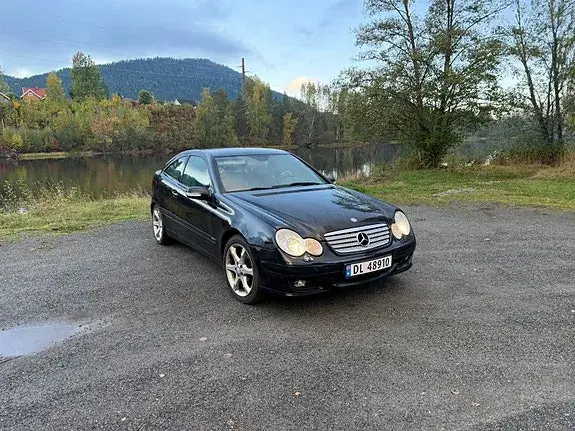Mercedes-Benz C160