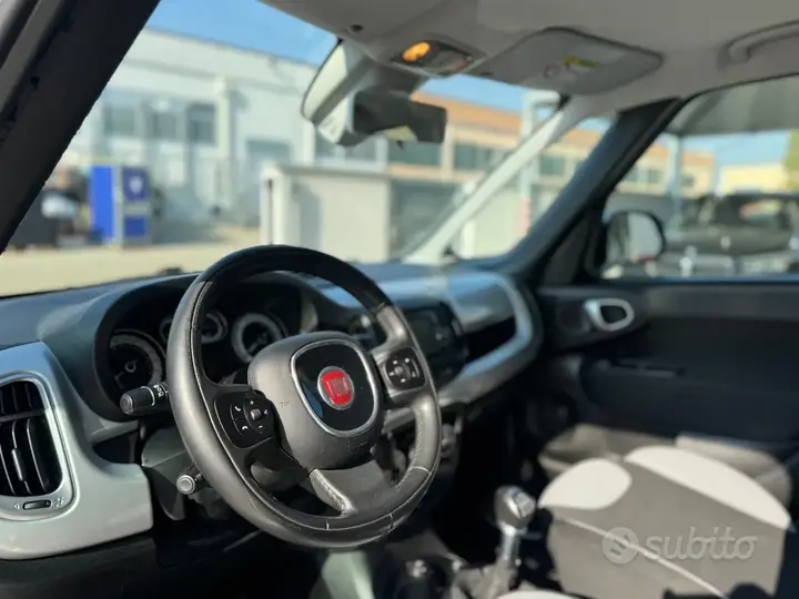 Fiat 500L 2015 photo 4