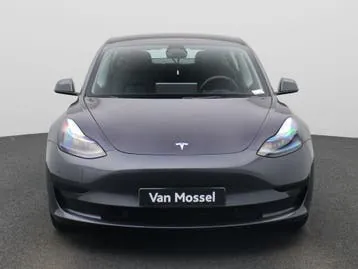 Tesla Model 3 2022 photo 3