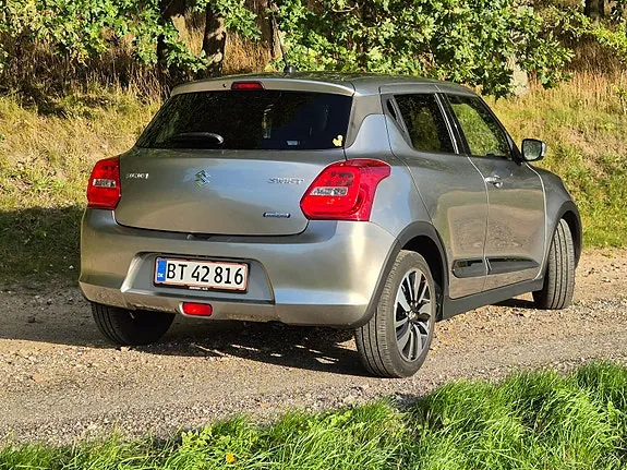 Suzuki Swift 2017 photo 4