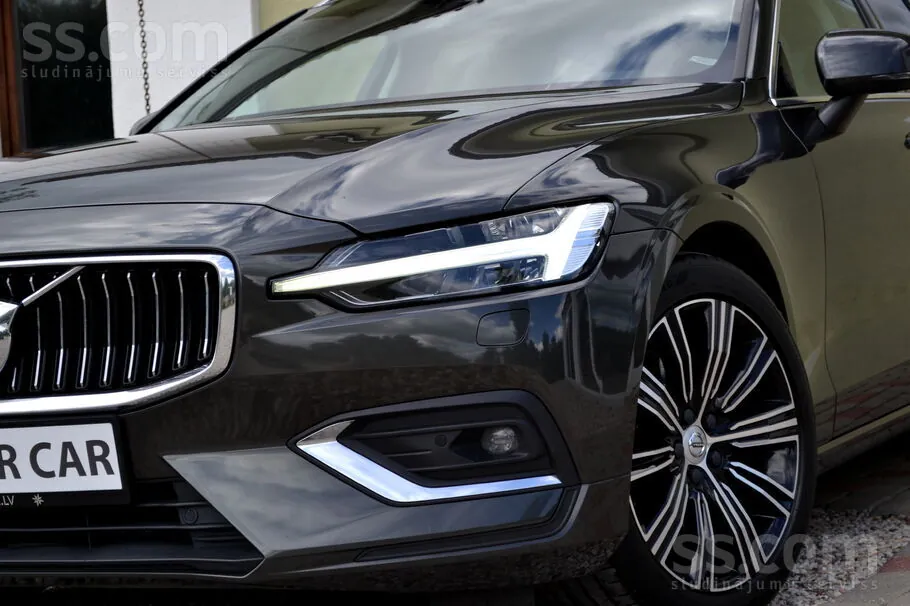 Volvo V60 2022 photo 5