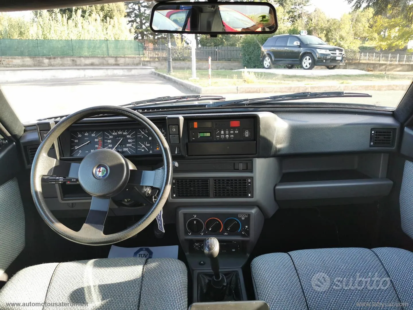 Alfa Romeo 75 1987 photo 5