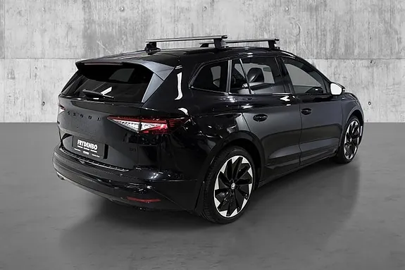 Skoda Enyaq 2023 photo 4