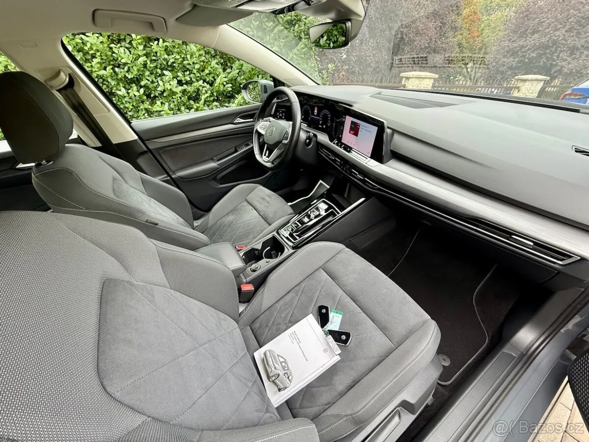 Volkswagen Golf 2023 photo 4