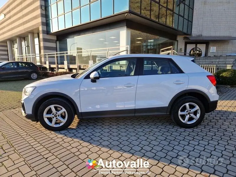 Audi Q2 2021 photo 5