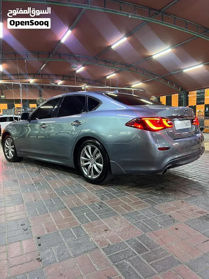 Infiniti Q70 2016 photo 3