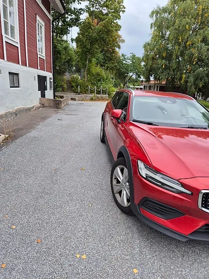 Volvo V60 Cross Country 2020 photo 2