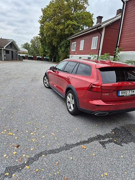 Volvo V60 Cross Country 2020 photo 5