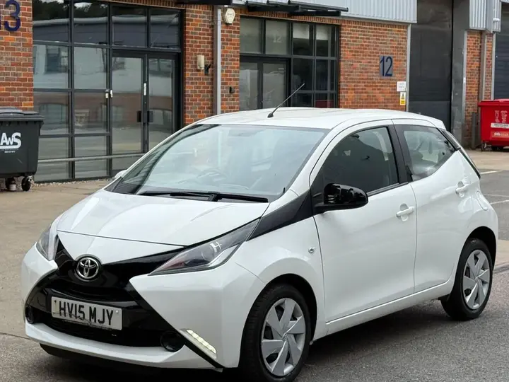 Toyota Aygo 2015 photo 3