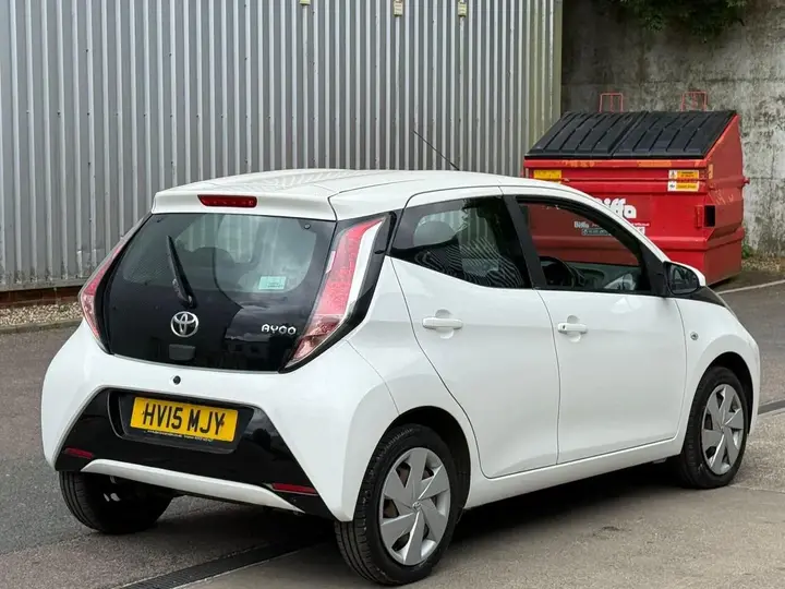Toyota Aygo 2015 photo 4