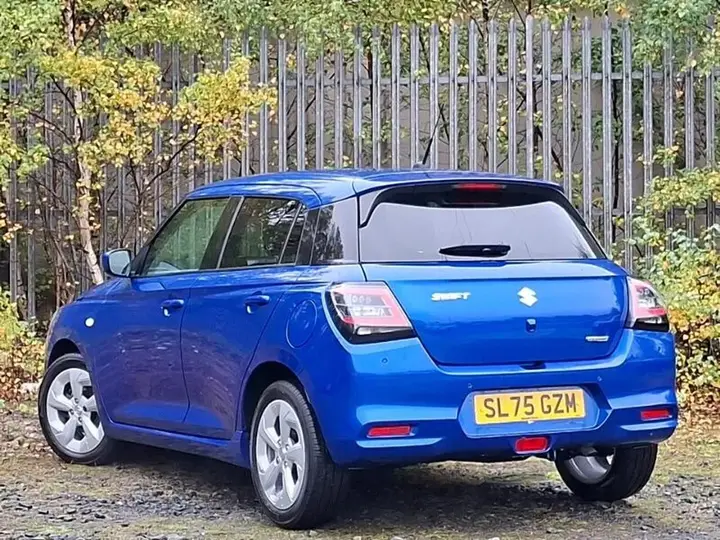 Suzuki Swift 2025 photo 2