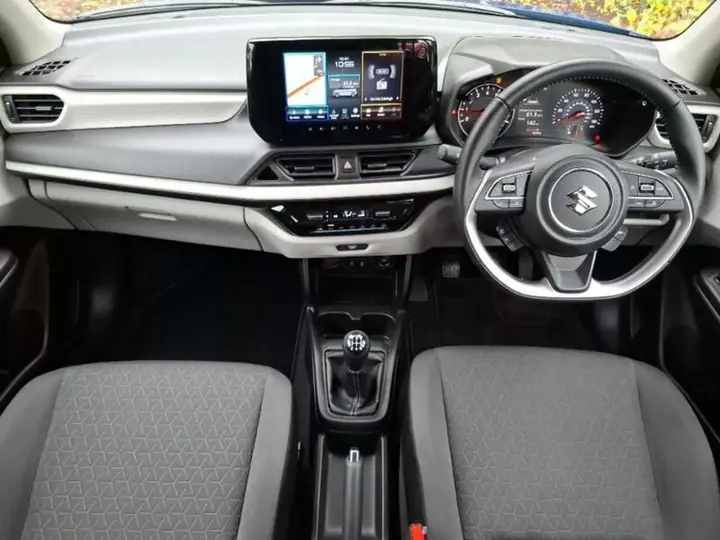 Suzuki Swift 2025 photo 3