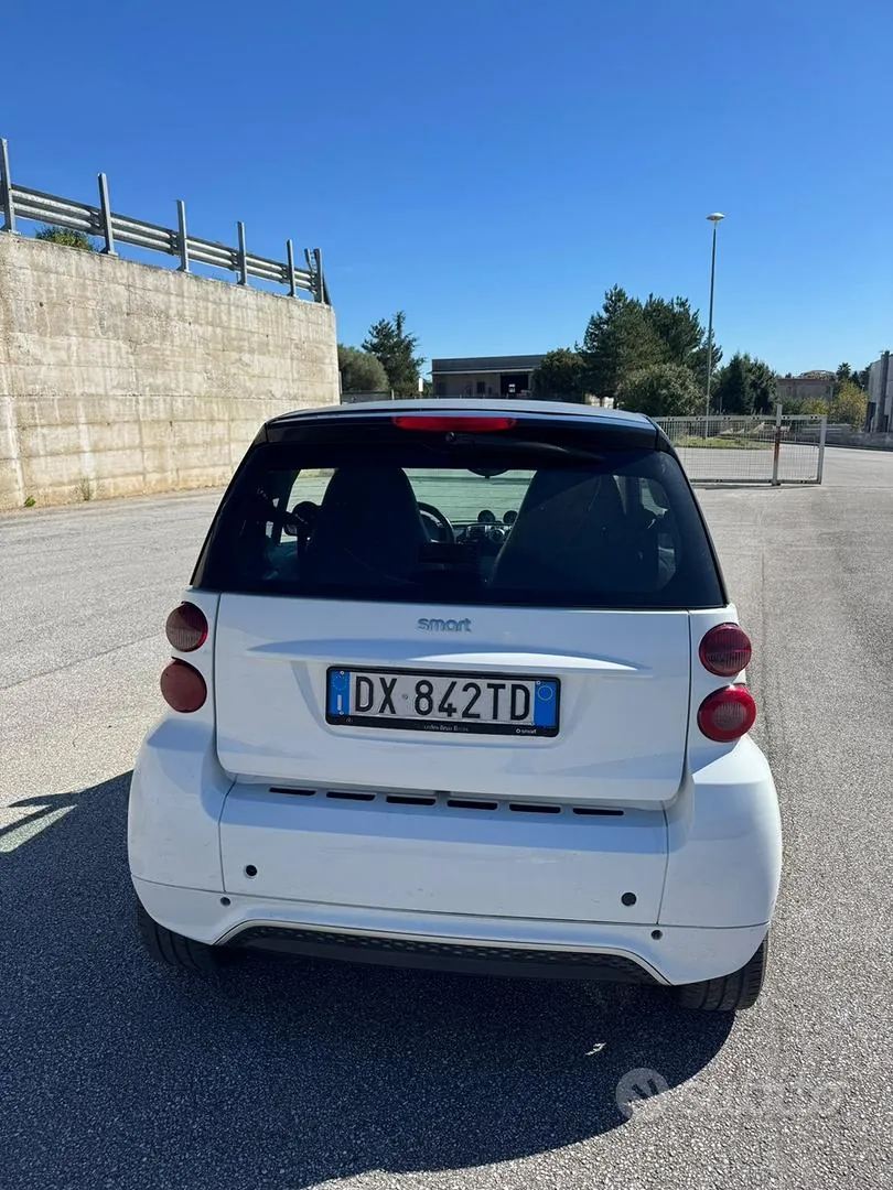 Smart Fortwo 2009 photo 2