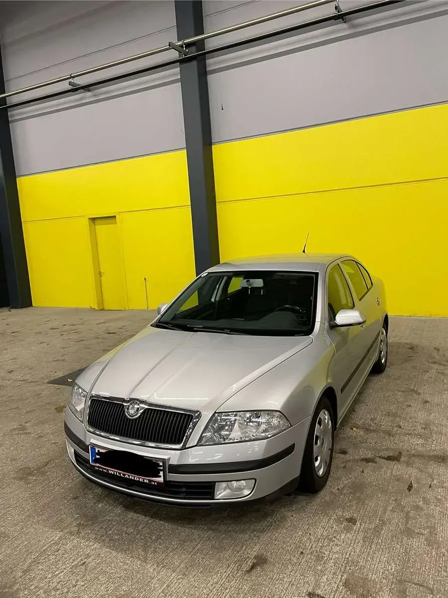 Skoda Octavia 2009 photo 3