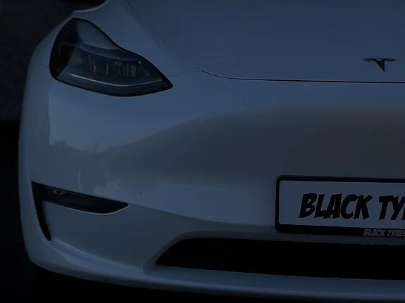 Tesla Model Y 2023 photo 4