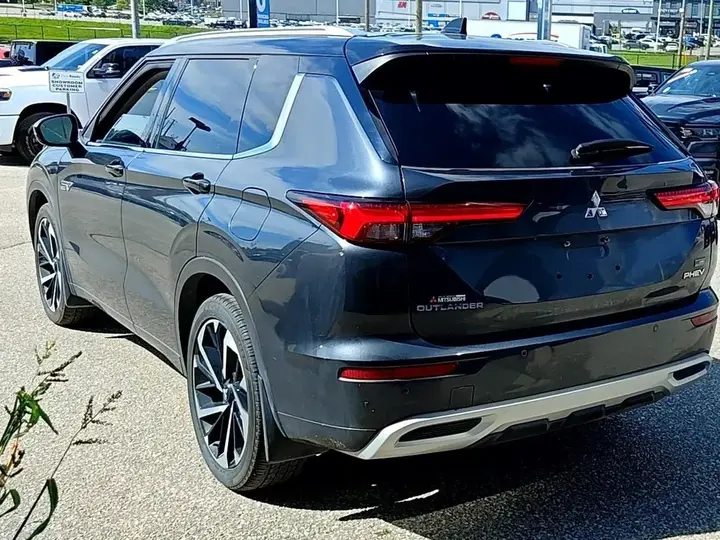 Mitsubishi Outlander 2025 photo 5