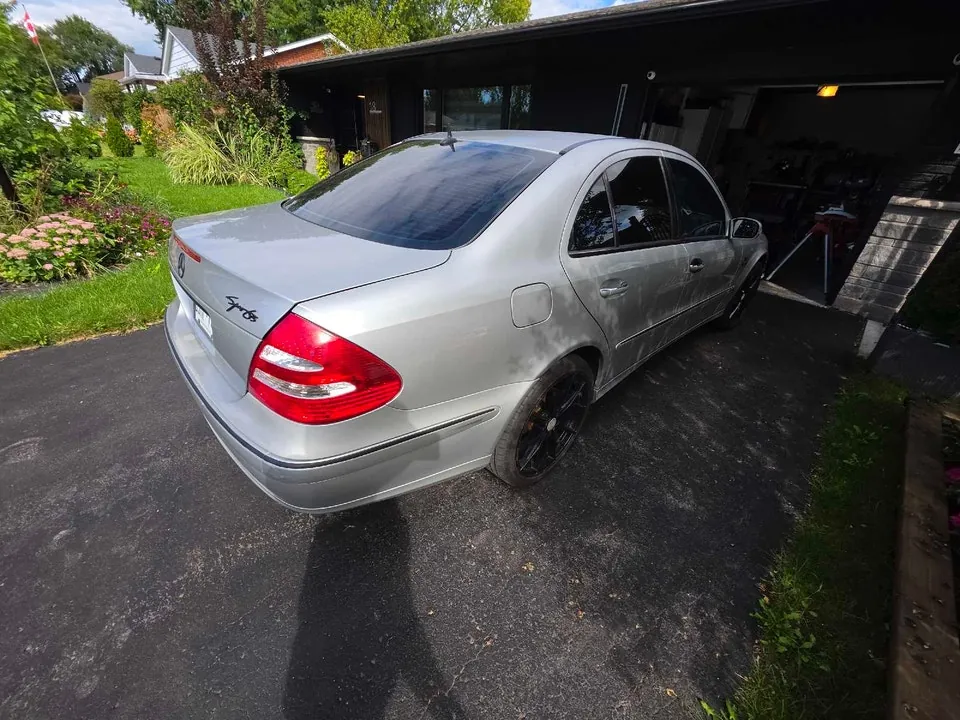 Mercedes-Benz E-Class 2003 photo 4