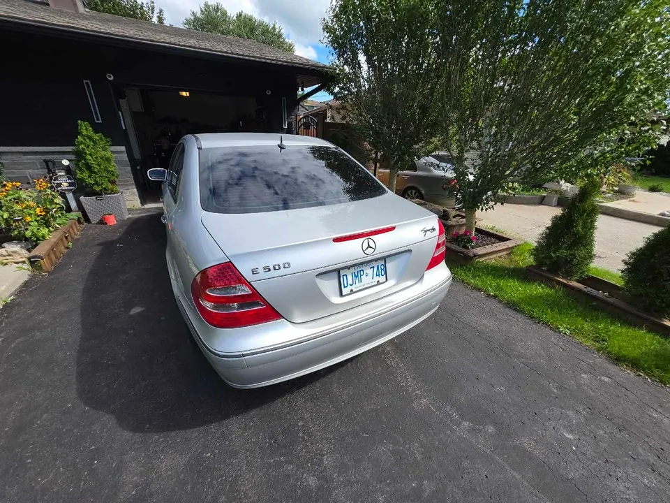 Mercedes-Benz E-Class 2003 photo 3