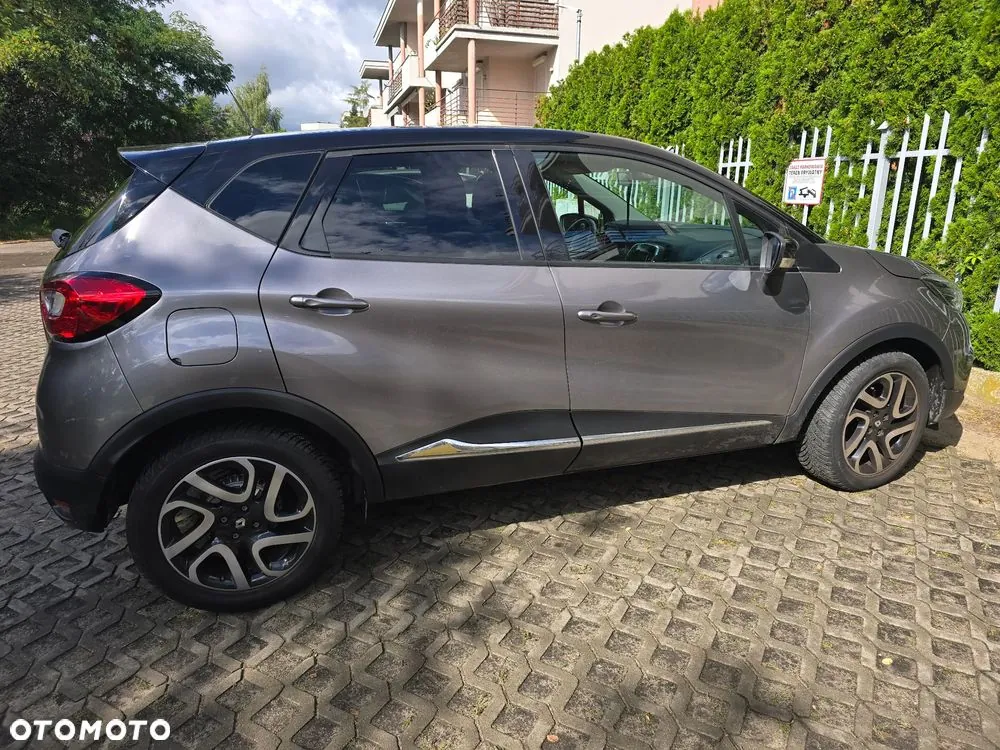 Renault Captur 2016 photo 2