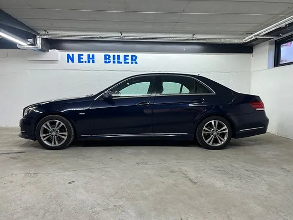Mercedes-Benz E220 2015 photo 4