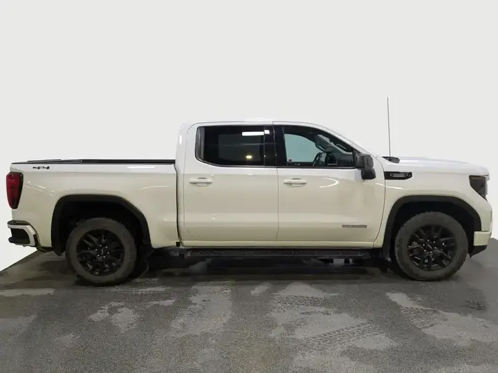 GMC Sierra 1500 2024 photo 2