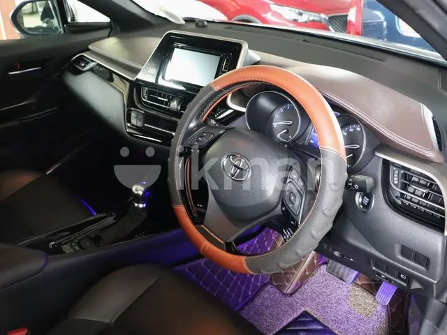 Toyota Chr 2019 photo 2