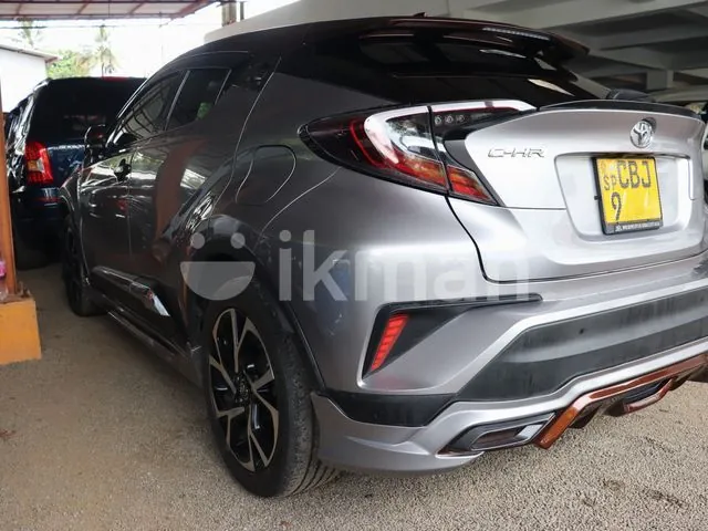 Toyota Chr 2019 photo 4
