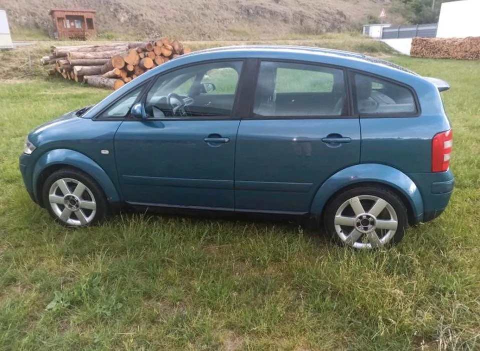 Audi A2