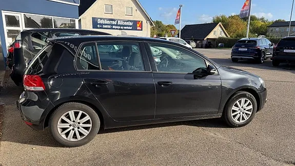 Volkswagen Golf Vi 2011 photo 2
