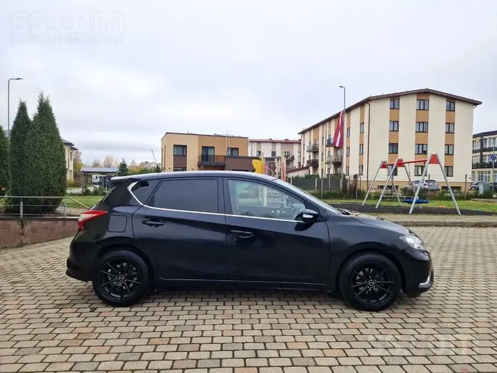 Nissan Pulsar 2016 photo 5