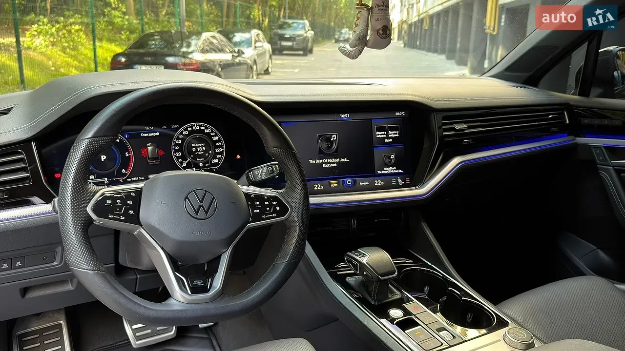 Volkswagen Touareg 2023 photo 5