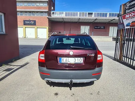 Skoda Octavia Scout 2010 photo 5