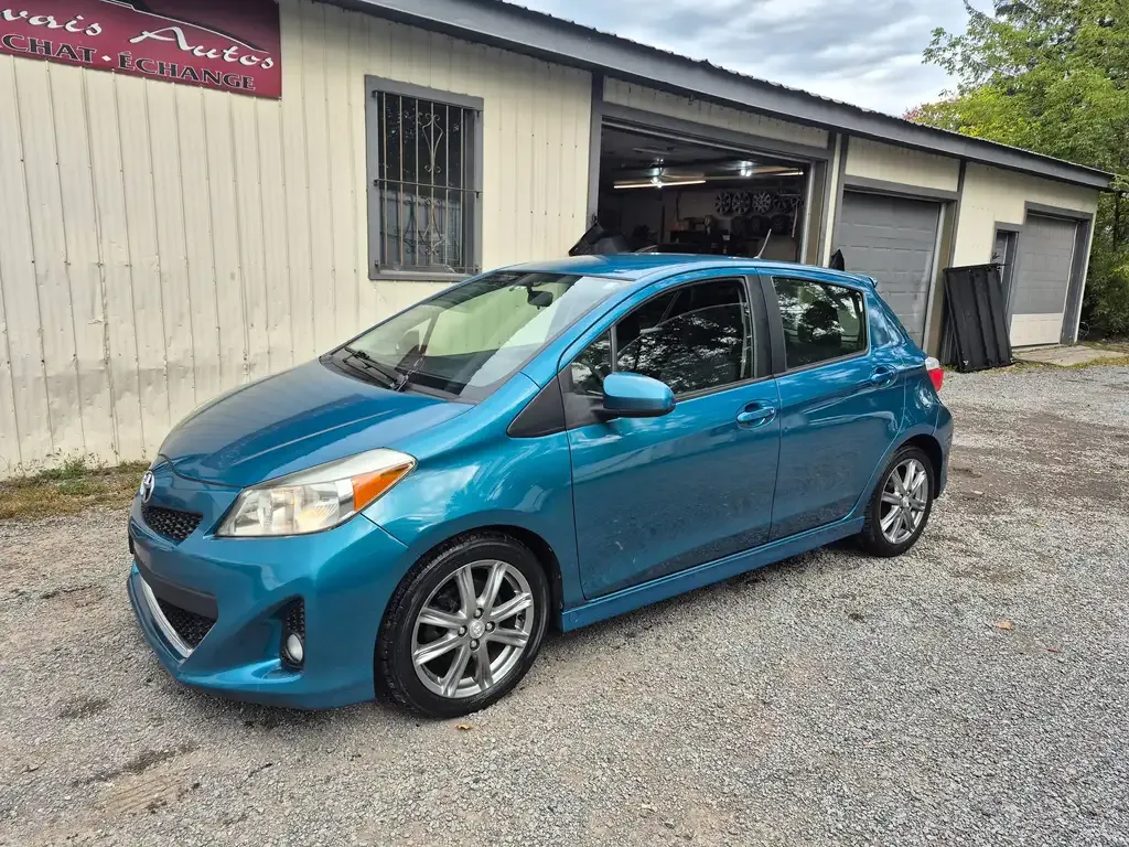 Toyota Yaris 2012 photo 4